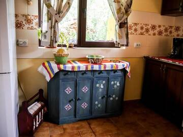 Фото номера Дом с 3 спальнями Дома для отпуска Atelierul Zanei Holiday Home г. Schitu-Tarcău 71