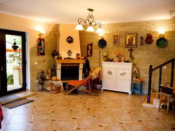 Фото номера Дом с 3 спальнями Дома для отпуска Atelierul Zanei Holiday Home г. Schitu-Tarcău 49