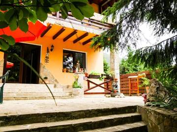 Фото номера Дом с 3 спальнями Дома для отпуска Atelierul Zanei Holiday Home г. Schitu-Tarcău 57