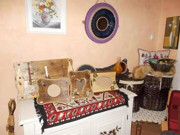 Фото номера Дом с 3 спальнями Дома для отпуска Atelierul Zanei Holiday Home г. Schitu-Tarcău 106